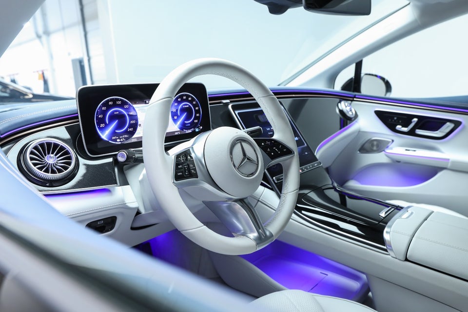 Mercedes EQE350 AMG Line 4d