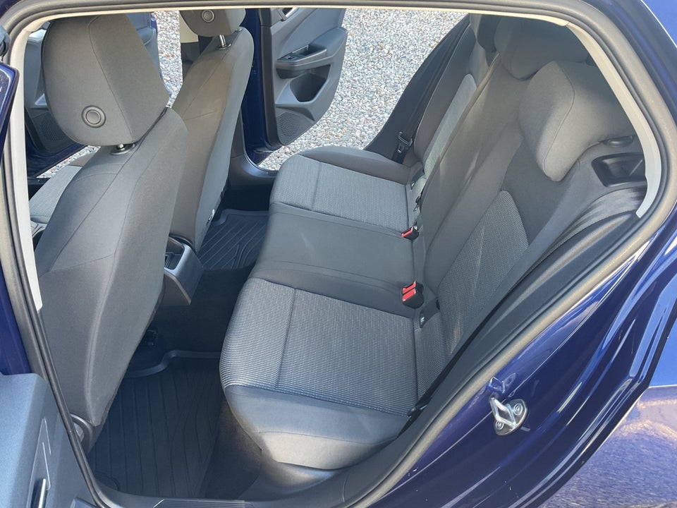VW Golf VIII 1,0 TSi 110 5d