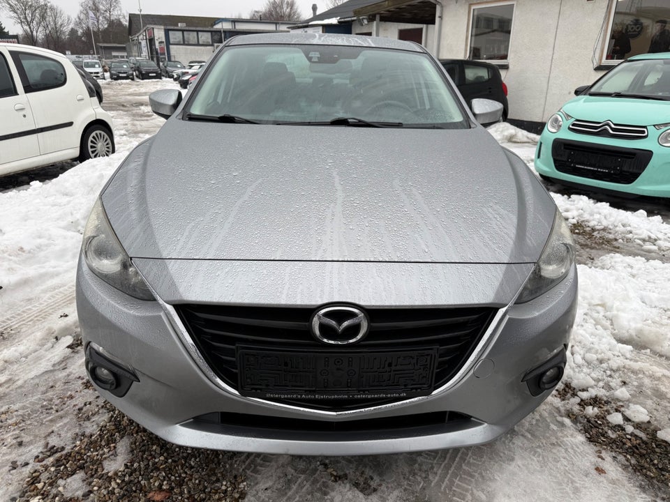 Mazda 3 1,5 SkyActiv-G 100 Vision 4d