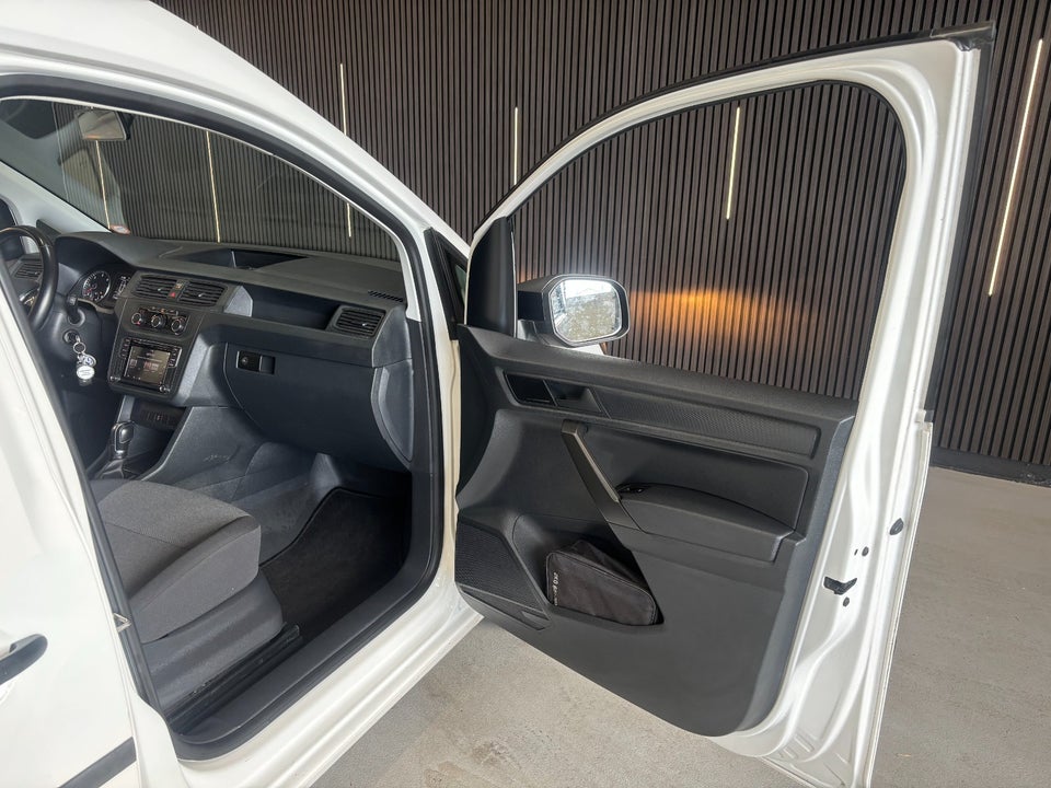 VW Caddy Maxi 2,0 TDi 102 DSG BMT Van 4d