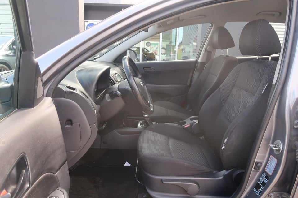 Hyundai i30 1,6 CRDi 90 Comfort CW 5d