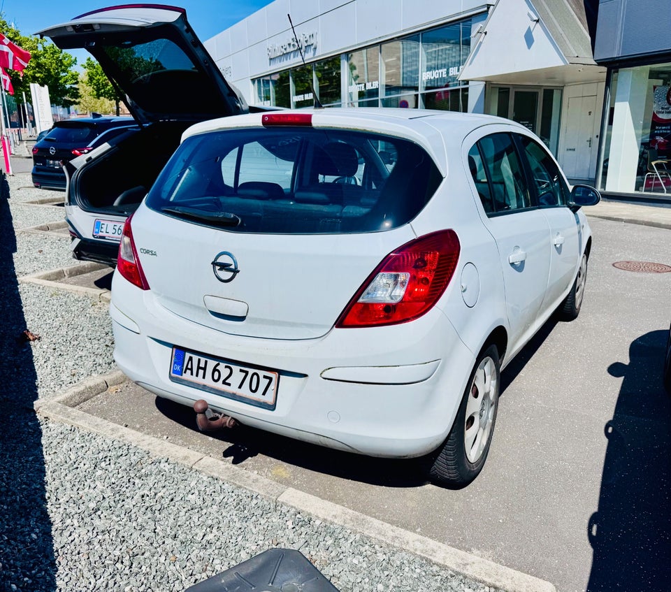 Opel Corsa 1,0 12V Enjoy 5d