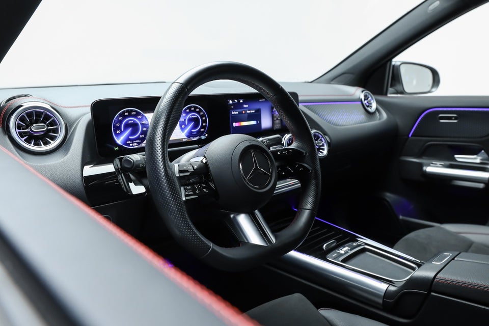 Mercedes EQA350 AMG Advance 4Matic 5d