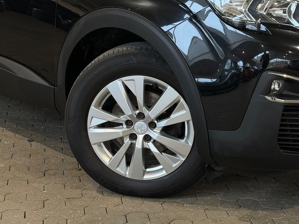 Peugeot 3008 1,2 e-THP 130 Active 5d