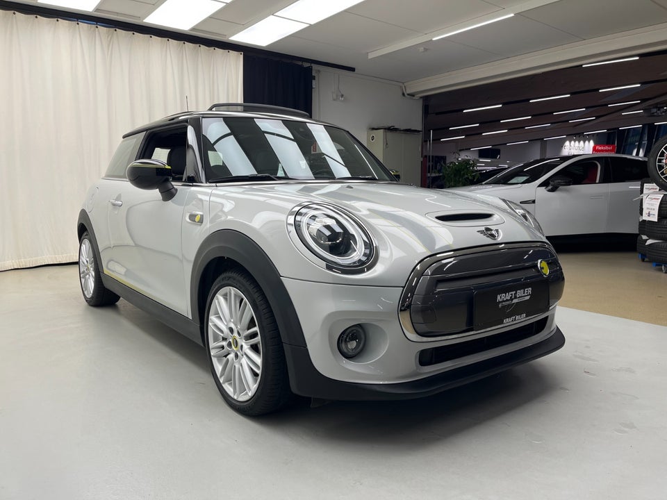 MINI Cooper SE Trim M Greenwich 3d