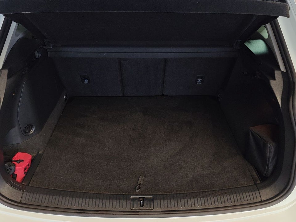 VW Tiguan 1,4 eHybrid Elegance DSG 5d