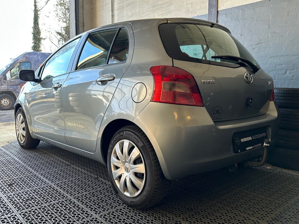 Toyota Yaris 1,0 Luna M/M 5d