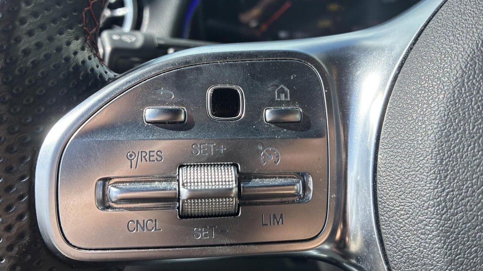 Mercedes EQB350 AMG Line 4Matic 7prs 5d