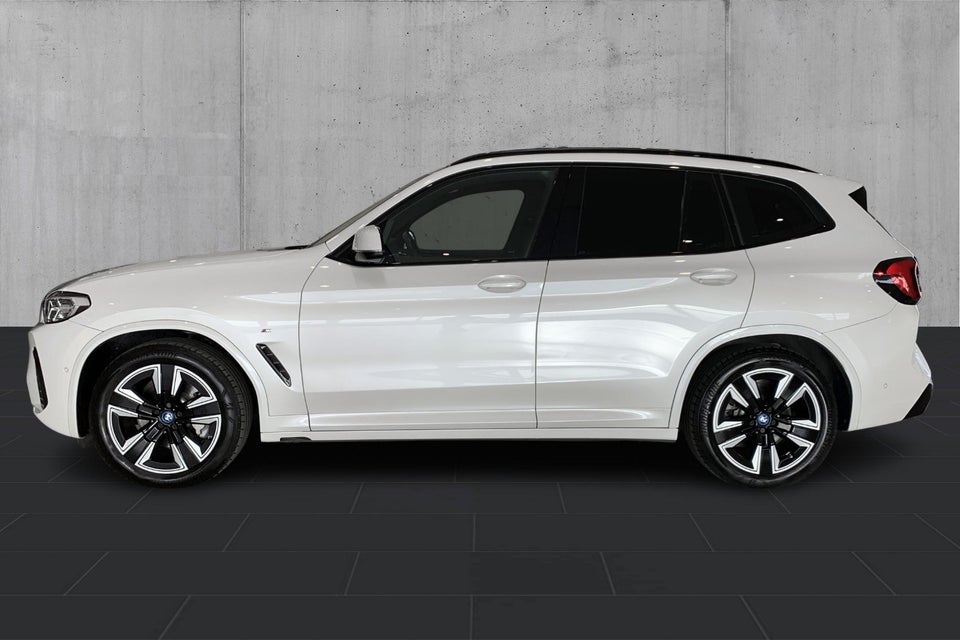 BMW iX3 Charged M-Sport 5d