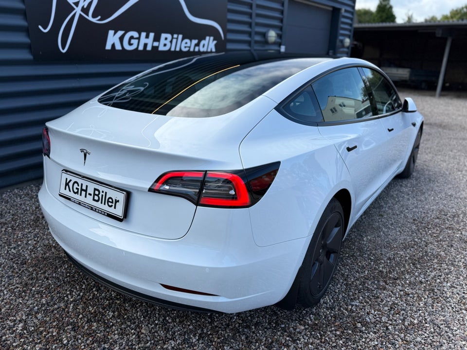 Tesla Model 3 RWD 4d