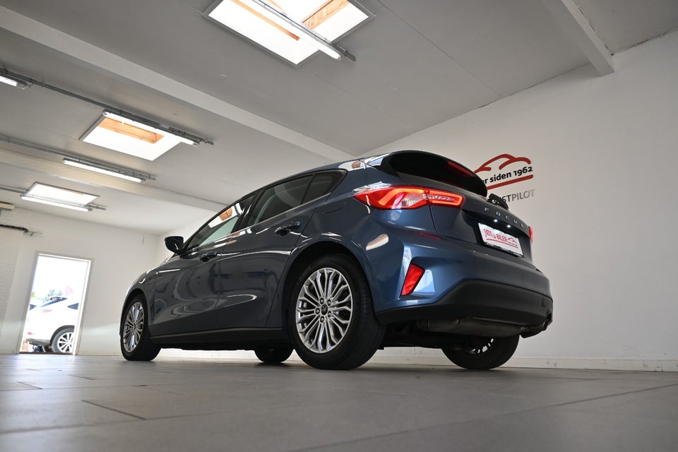 Ford Focus 1,0 EcoBoost Titanium 5d