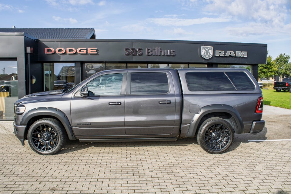 Dodge RAM 1500 5,7 V8 Hemi Limited Night aut. 4d