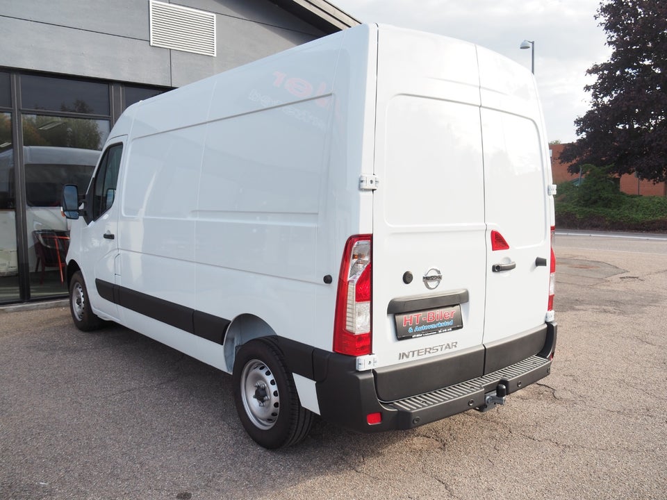 Nissan Interstar 2,3 dCi 150 L2H2 N-Connecta Van