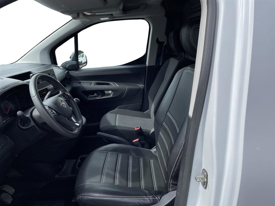 Opel Combo 1,5 D 102 Essentia L2V2