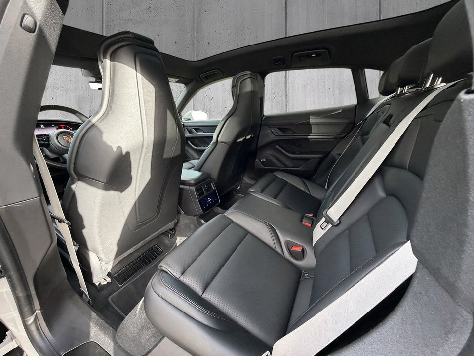 Porsche Taycan 4S Performance+ Cross Turismo 5d