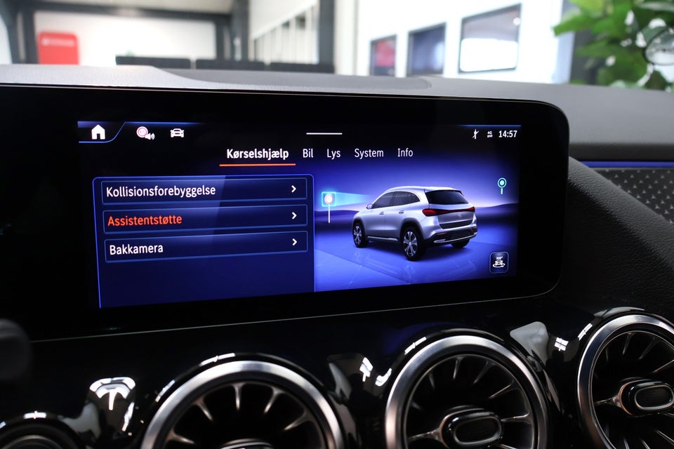 Mercedes EQA250+ Progressive 5d
