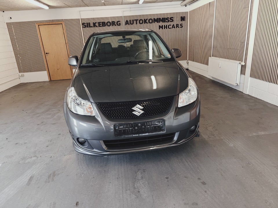 Suzuki SX4 1,6 GLX 4d