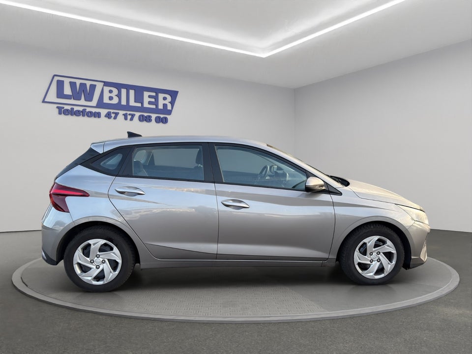 Hyundai i20 1,0 T-GDi Essential DCT 5d