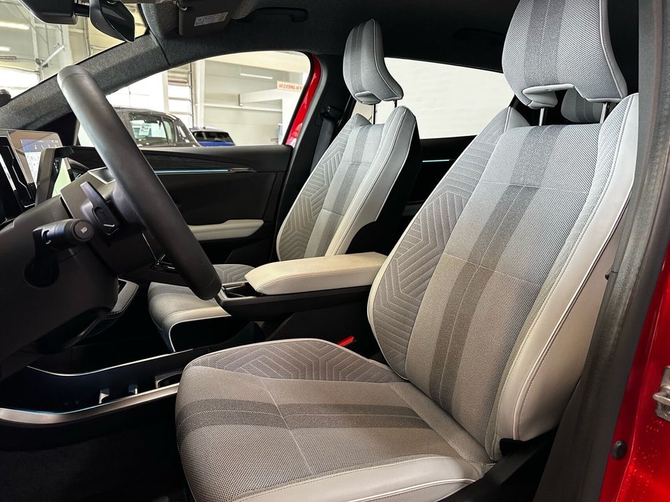 Renault Scenic E-Tech 87 Iconic 5d