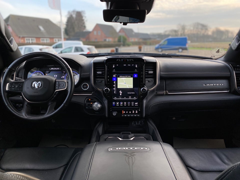 Dodge RAM 1500 5,7 V8 Hemi Limited Night aut. 4d