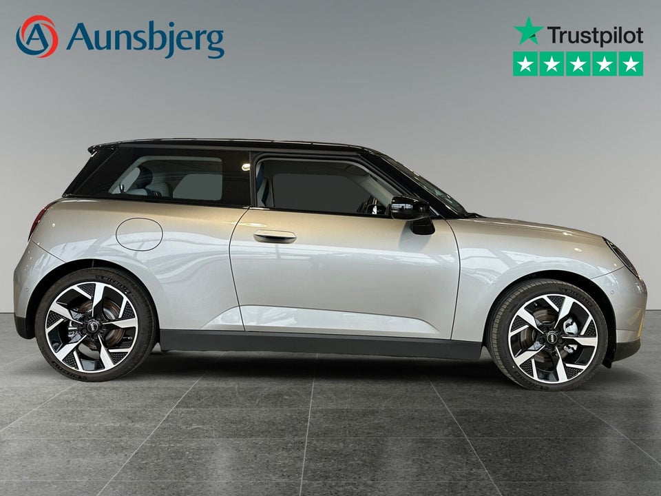 MINI Cooper E Classic Trim S 3d