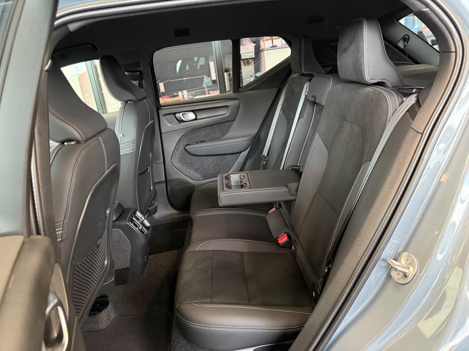 Volvo XC40 P8 ReCharge Twin Plus 5d