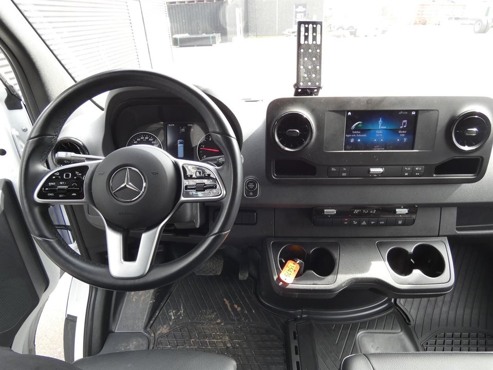Mercedes Sprinter 317 2,0 CDi A2 Kassevogn aut. RWD