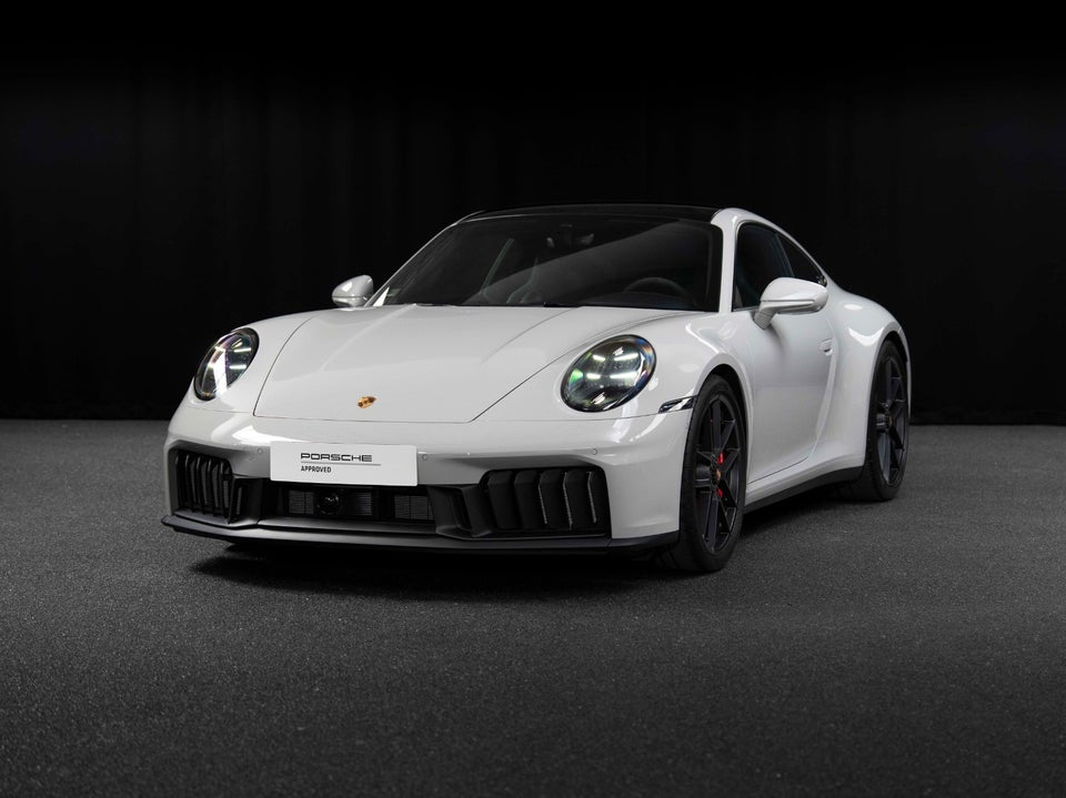 Porsche 911 Carrera 4 GTS 3,6 Coupé PDK 2d