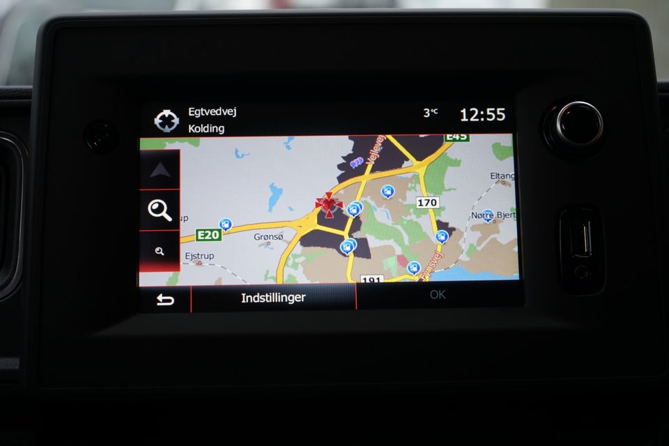 Renault Master IV T35 2,3 dCi 150 L2H2 Kassevogn