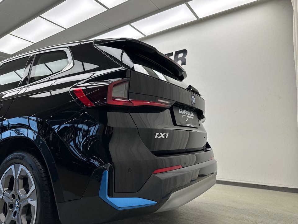 BMW iX1 xDrive30 X-Line 5d