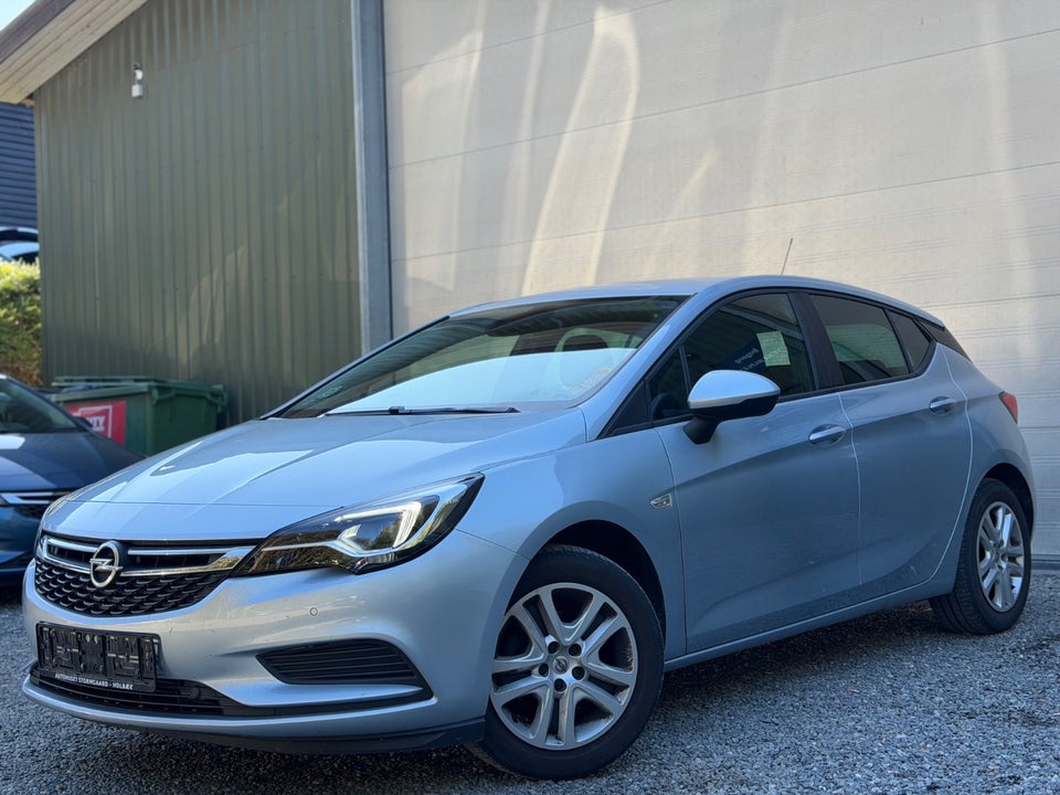 Opel Astra 1,0 T 105 Enjoy 5d