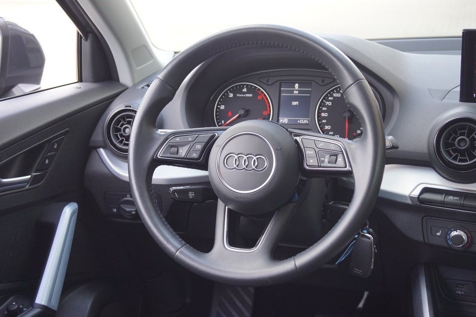 Audi Q2 1,6 TDi 116 Sport S-tr. 5d