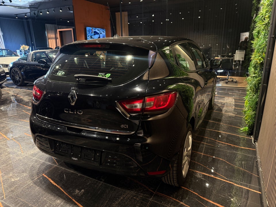 Renault Clio IV 1,5 dCi 90 Zen 5d