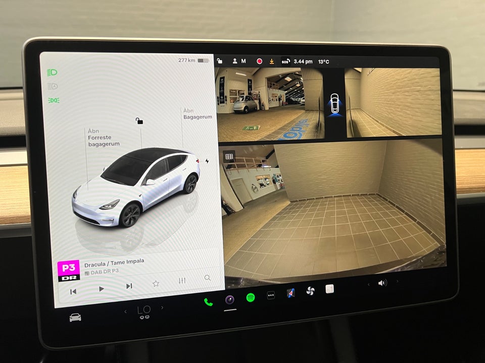 Tesla Model Y Long Range AWD 5d