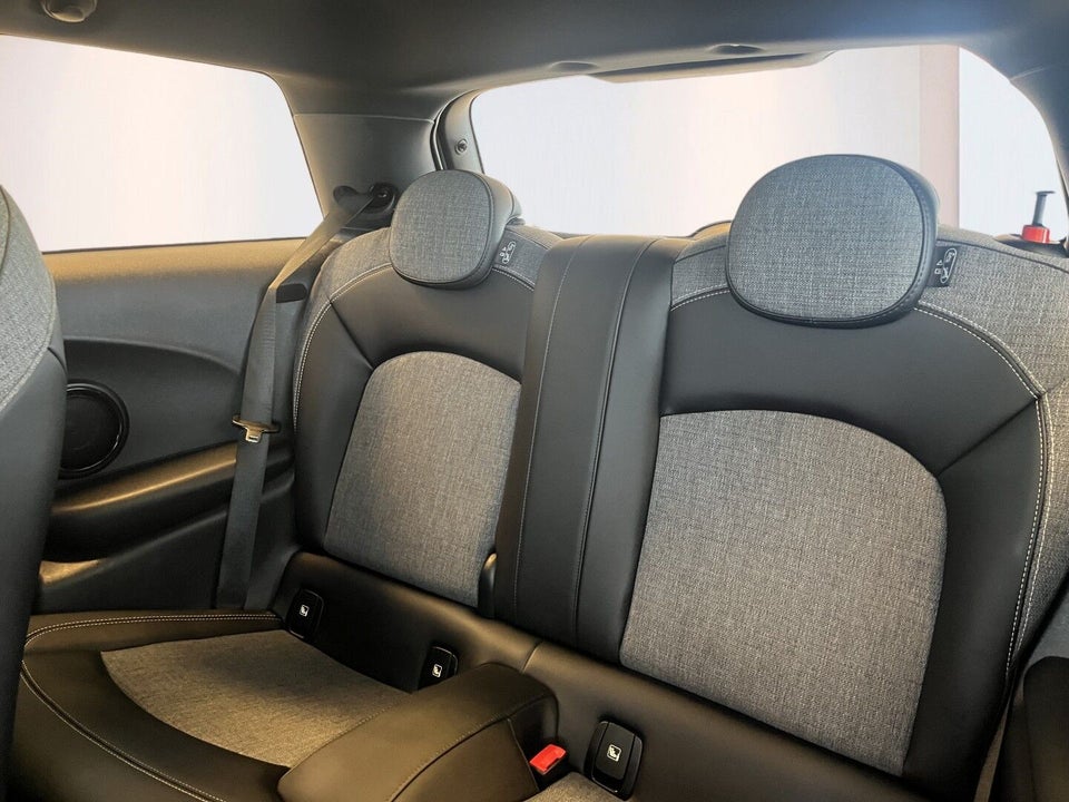 MINI Cooper SE Camden Edition 3d