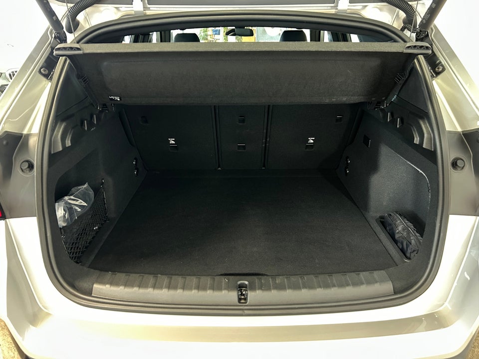 BMW iX1 xDrive30 Fully Charged M-Sport 5d