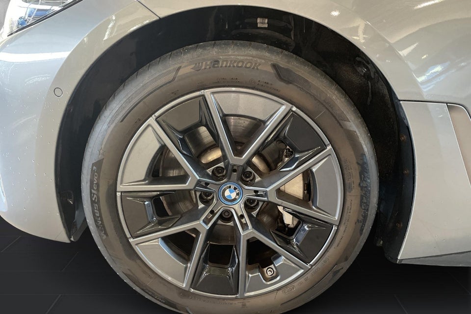 BMW i4 eDrive40 5d