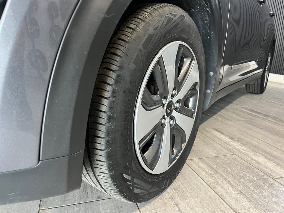 Kia Niro 1,6 PHEV Advance DCT 5d