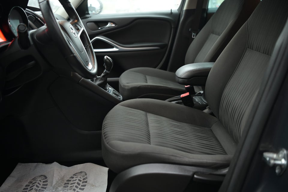 Opel Zafira Tourer 1,4 T 140 Enjoy eco 7prs 5d