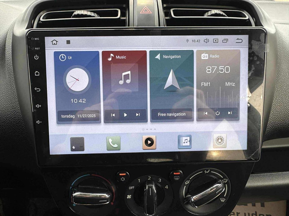 Mitsubishi Space Star 1,2 Intense CVT 5d