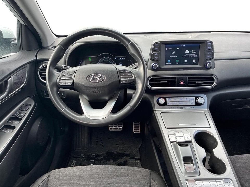 Hyundai Kona 64 EV Essential 5d