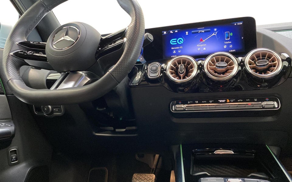Mercedes EQA350 4Matic 5d