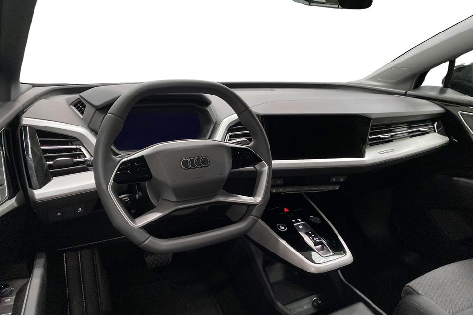 Audi Q4 e-tron 45 Progress 5d