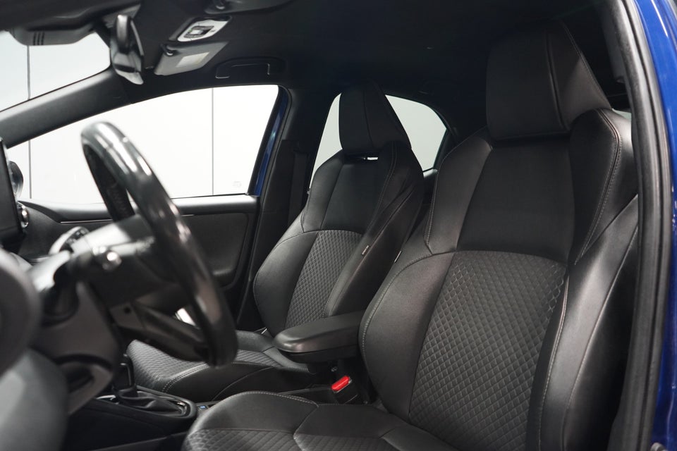 Toyota Yaris 1,5 Hybrid H3 Style e-CVT 5d