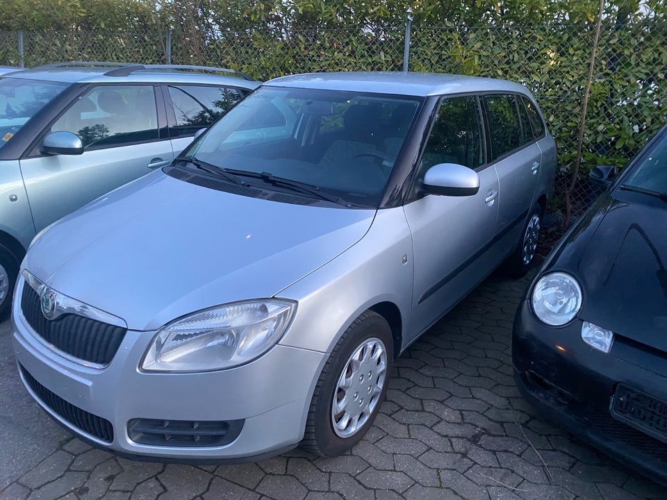 Skoda Fabia 1,2 12V Ambiente Combi 5d