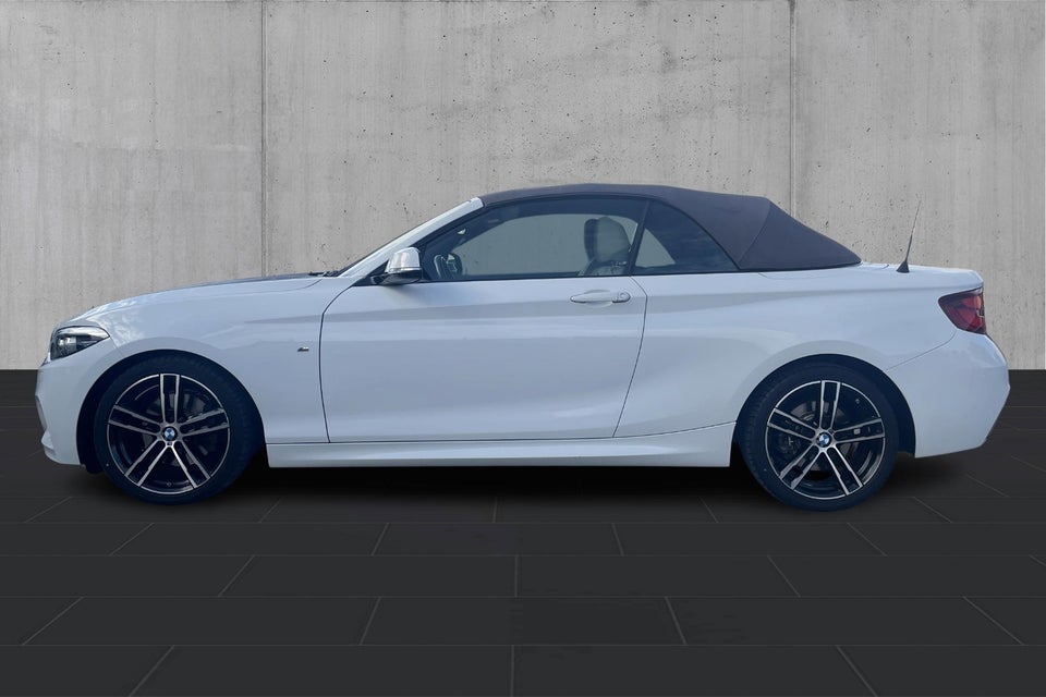 BMW 220i 2,0 Cabriolet M-Sport aut. 2d