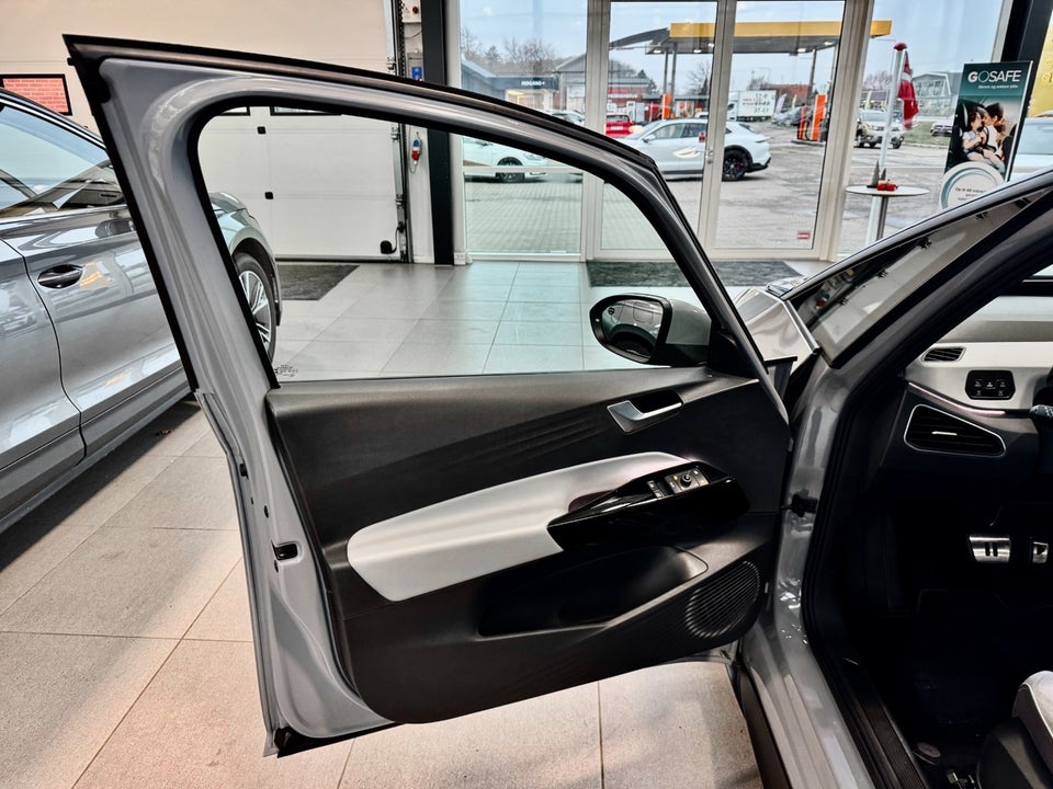 VW ID.3 58 Family 5d