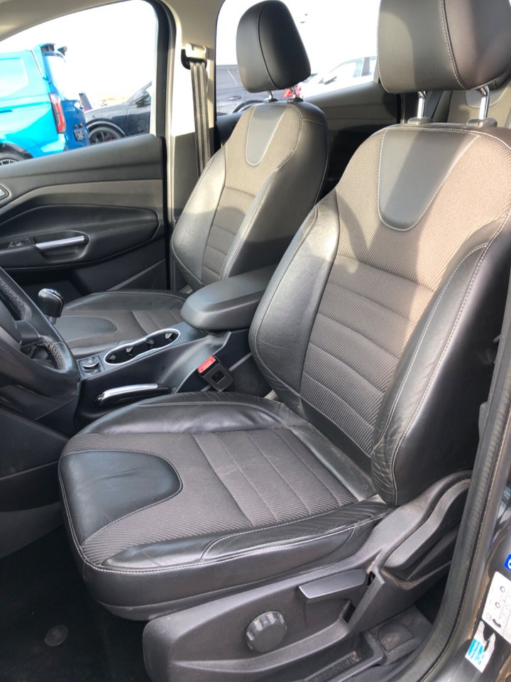 Ford Kuga 1,5 SCTi 150 Titanium 5d