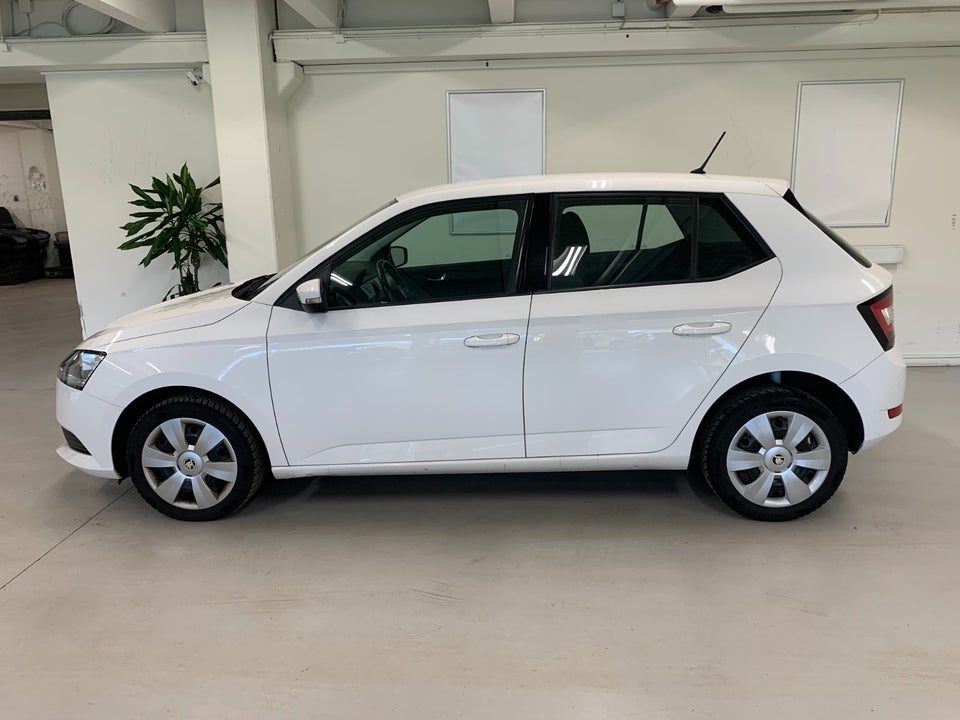 Skoda Fabia 1,0 MPi 60 Ambition 5d