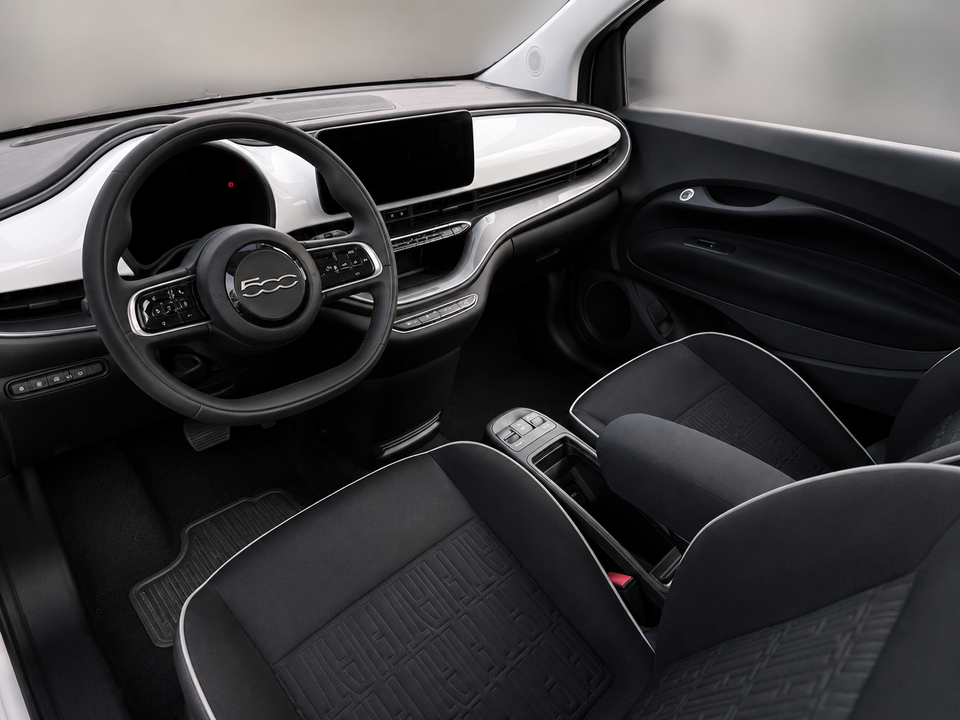 Fiat 500e 42 Icon 3d